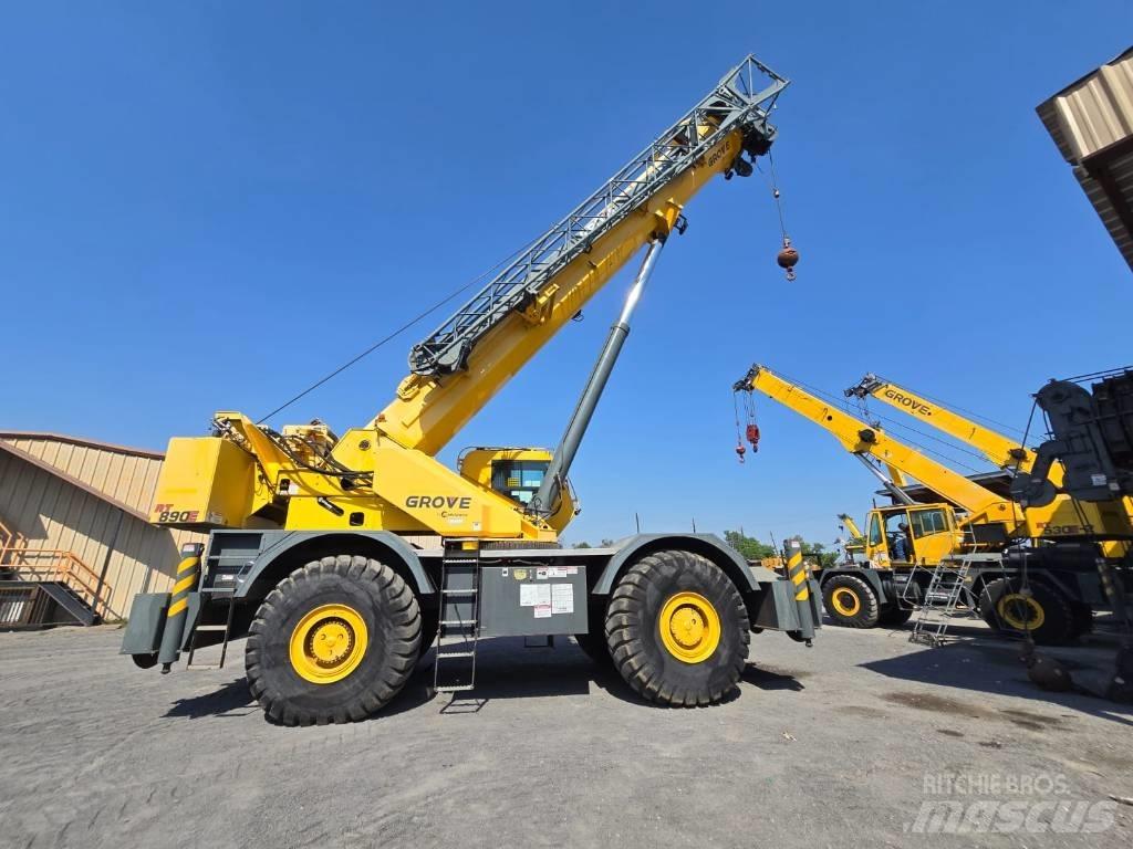 Grove RT 890 E Jeřáby pro těžký terén