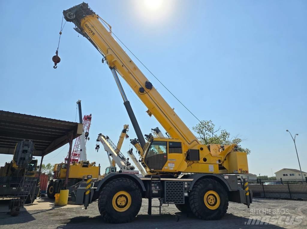 Grove RT 890 E Jeřáby pro těžký terén
