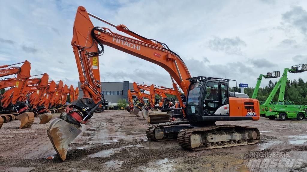 Hitachi ZX250LC-6 Pásová rýpadla