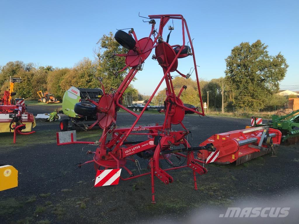 Lely LOTUS 770 Obraceče a shrabovače sena