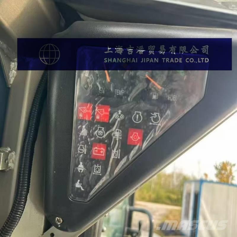 LiuGong CLG 385 B Smykem řízené nakladače