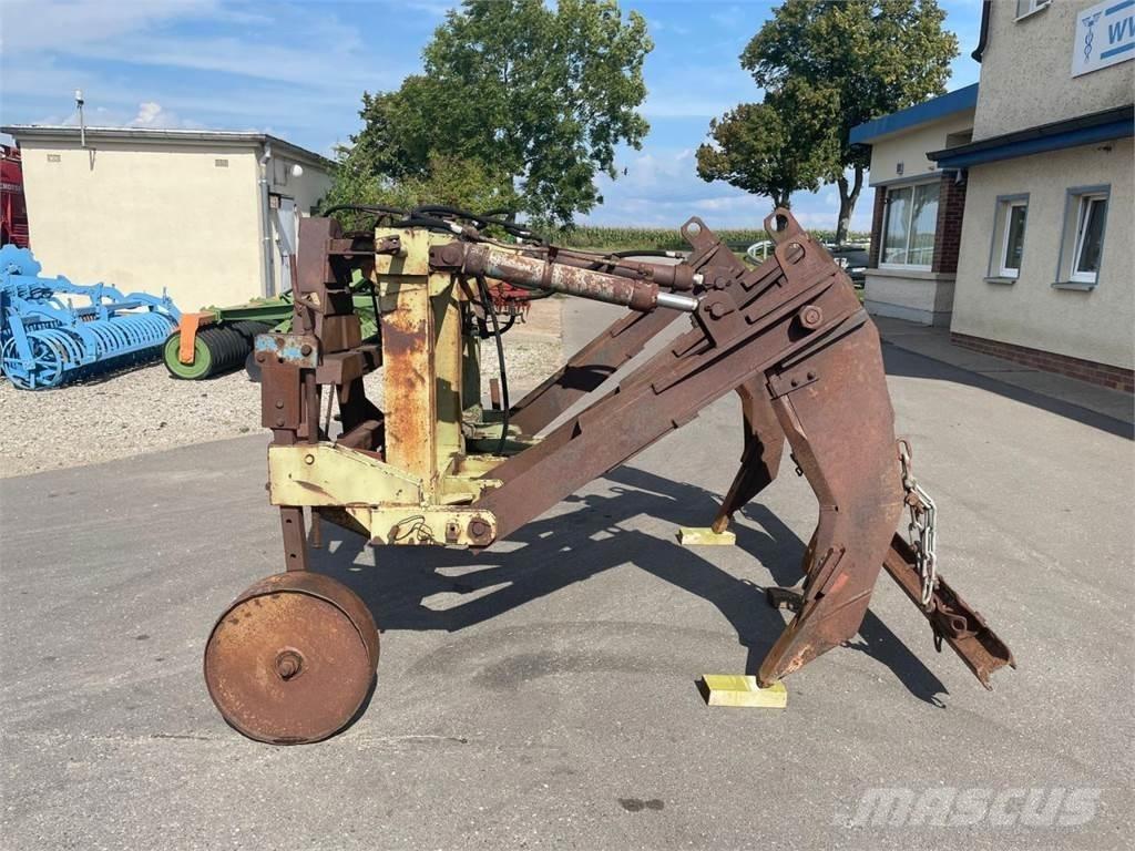 Fortschritt B 371 Rozmetadla chlévské mrvy