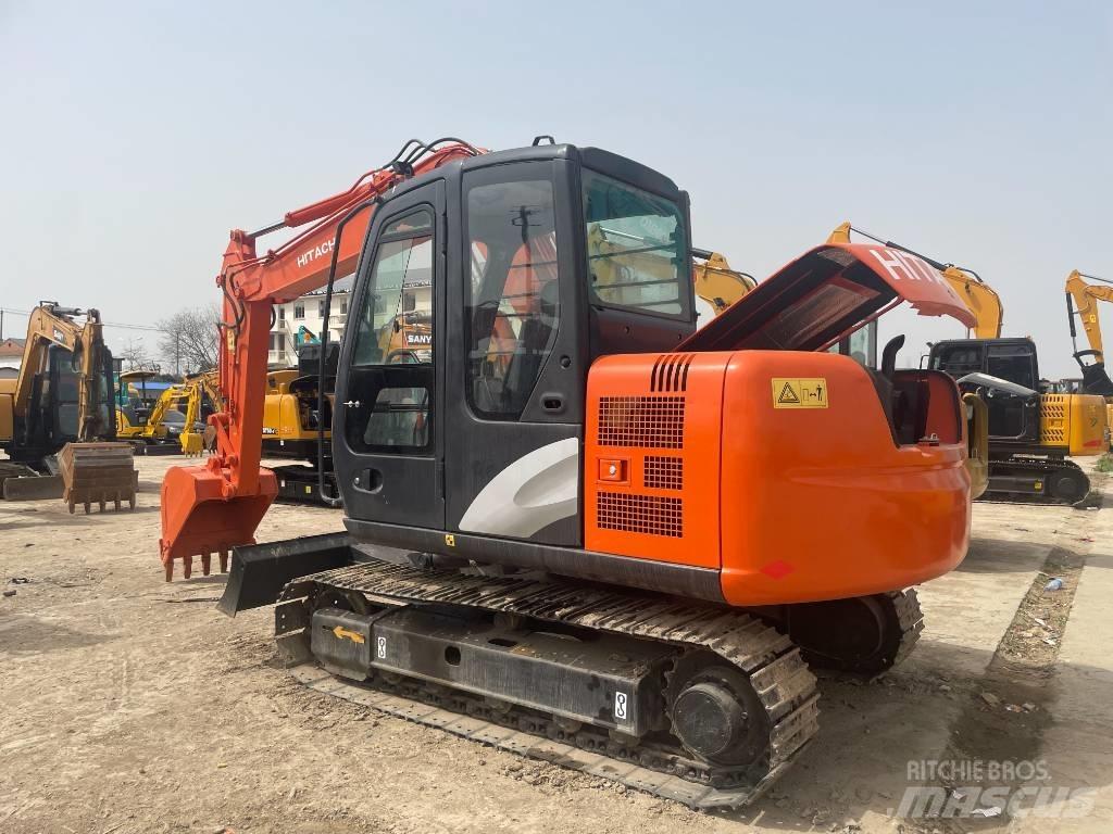 Hitachi ZX 70 Pásová rýpadla
