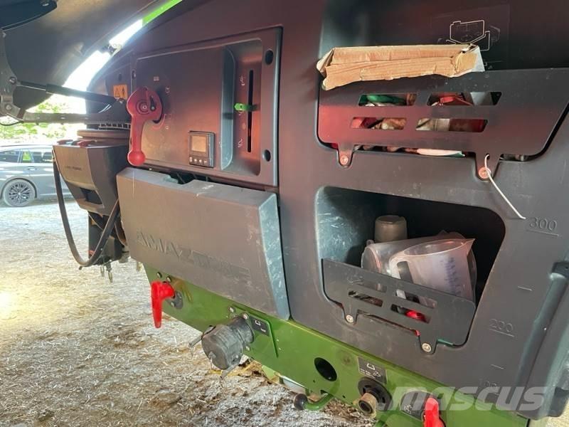 Amazone UX 4201 Tažené postřikovače