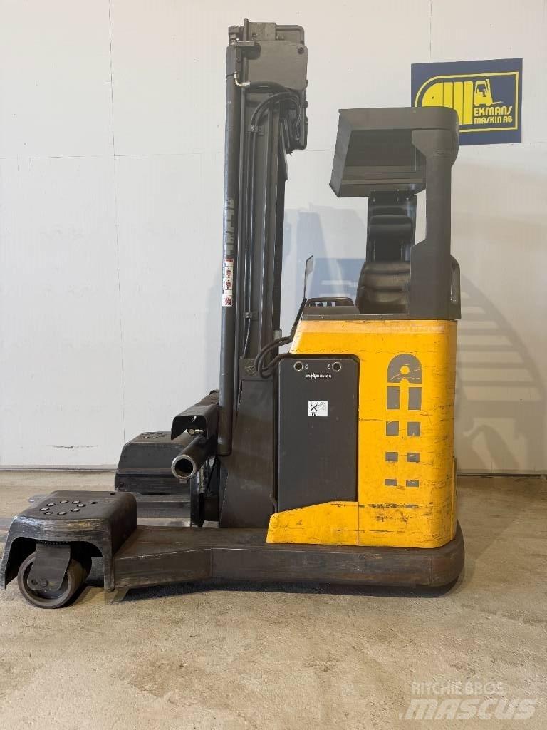 Atlet truck UFS250 4 cestní vysokozdvižné vozíky