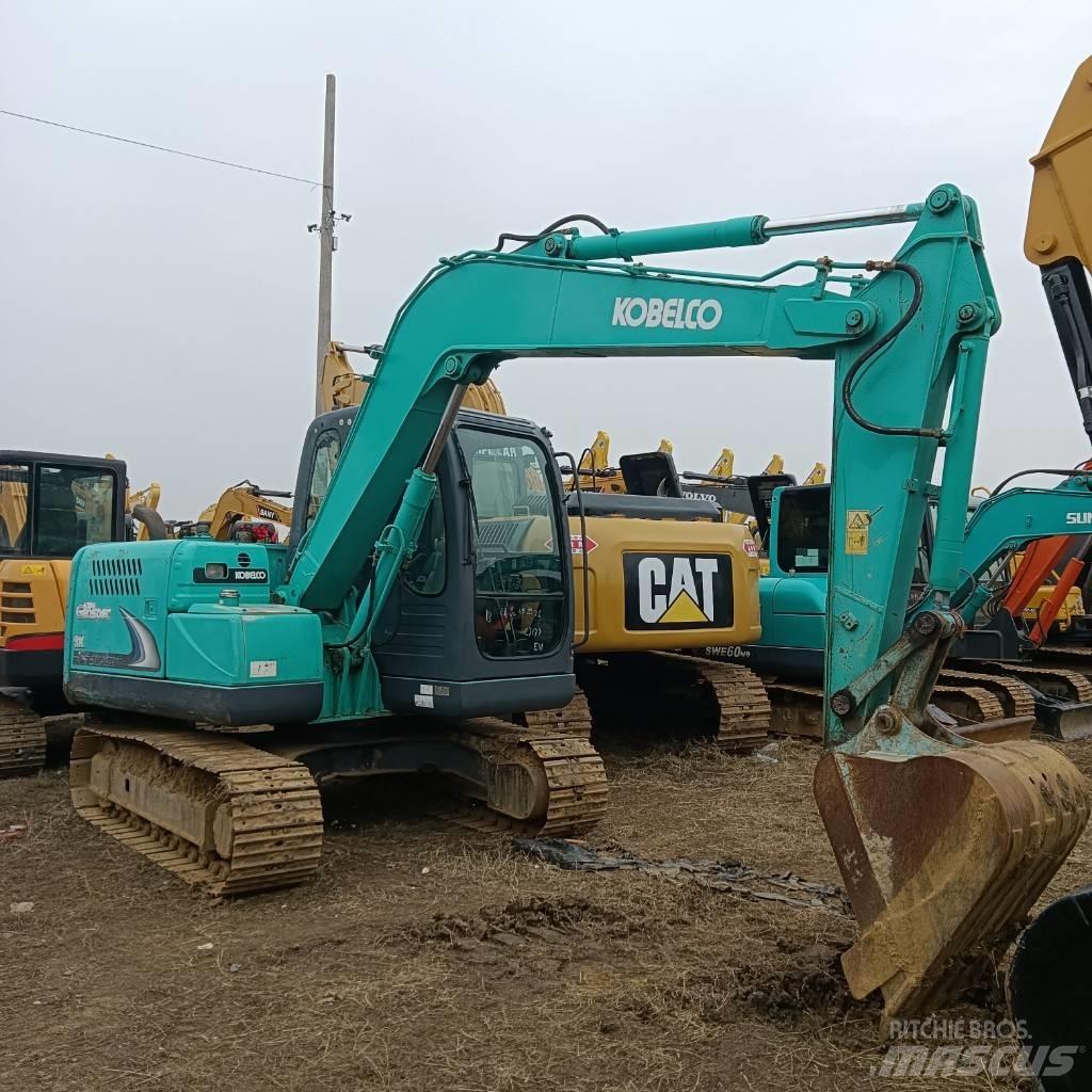 Kobelco SK75-8 Midi rýpadla 7t - 12t
