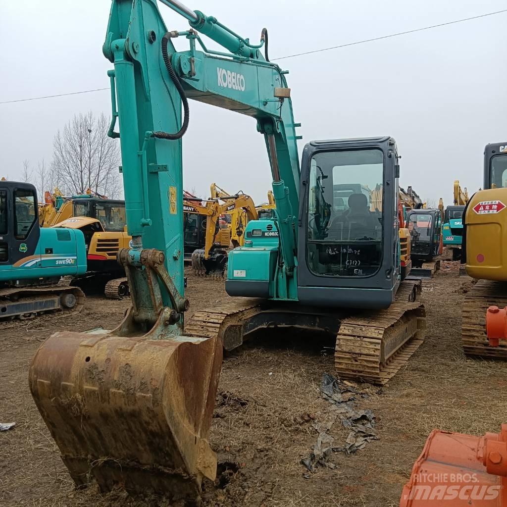 Kobelco SK75-8 Midi rýpadla 7t - 12t
