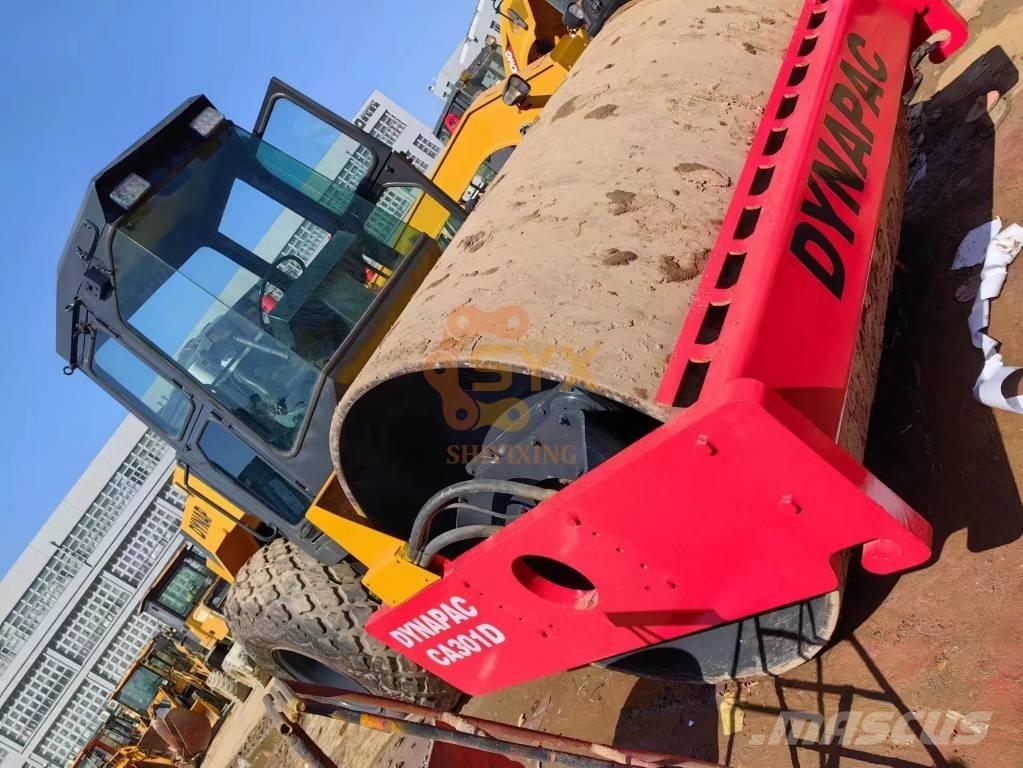 Dynapac CA 301 Tahačové válce