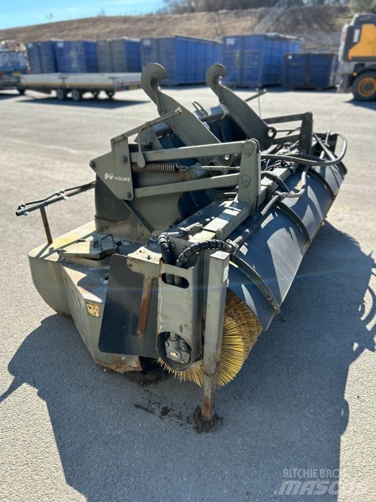 Holms Sweeper PH300 Zametací kartáče