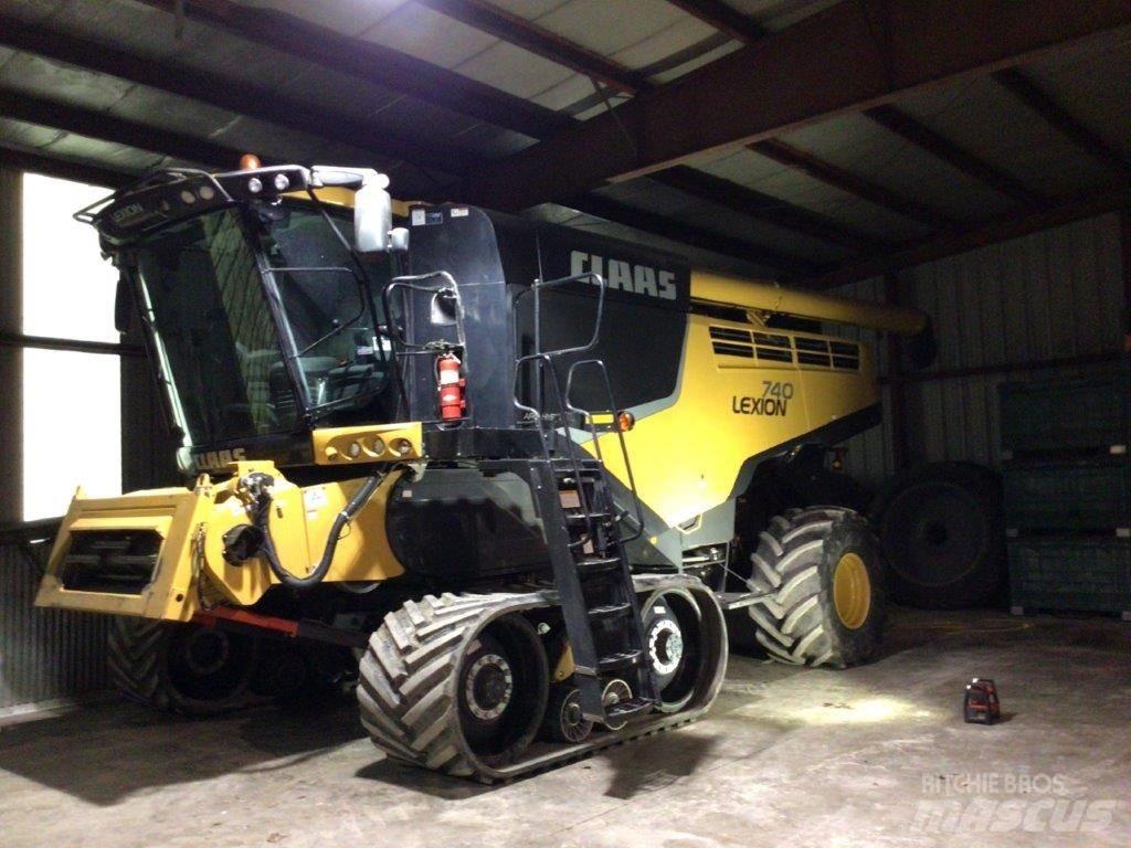 CLAAS Lexion 740 TT Sklízecí mlátičky