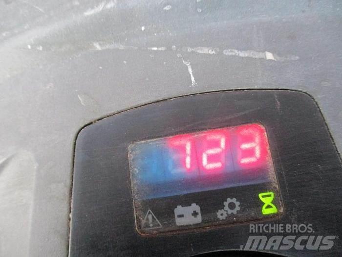 Toyota LWE 140 Nízkozdvižný vozík