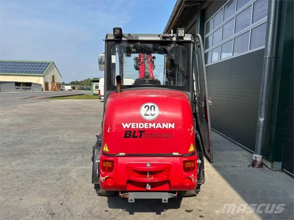 Weidemann 2070LPT Teleskopické manipulátory