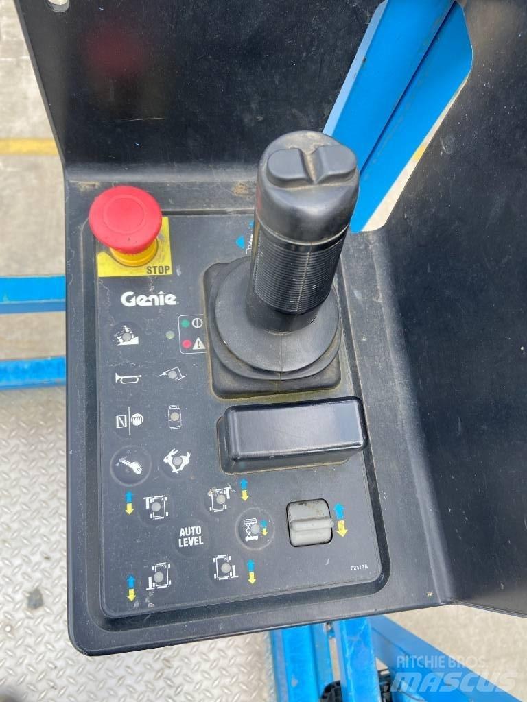 Genie GS 4390 Nůžková zvedací plošina
