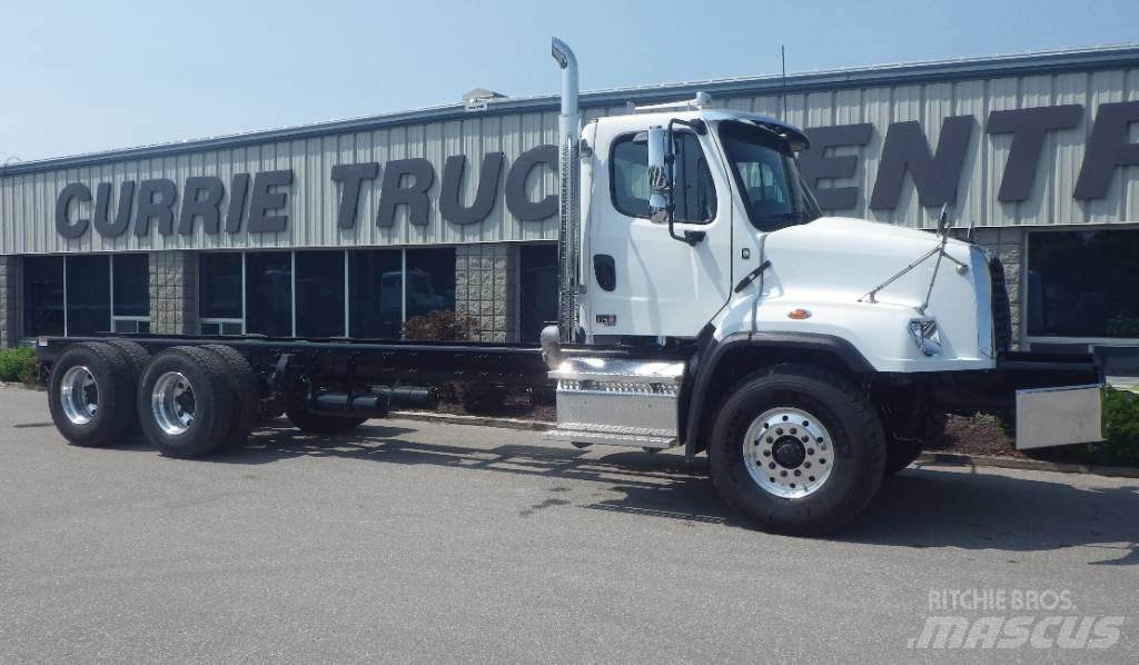Freightliner 114 SD Nákladní vozidlo bez nástavby