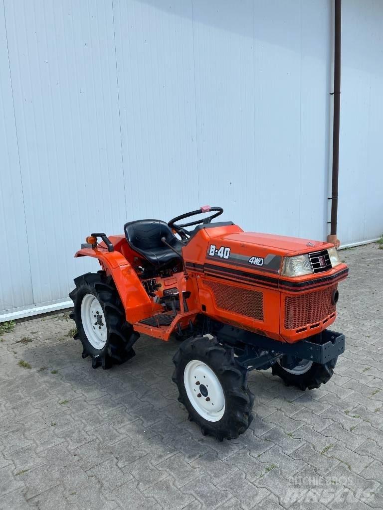 Kubota B 40 Kompaktní traktory