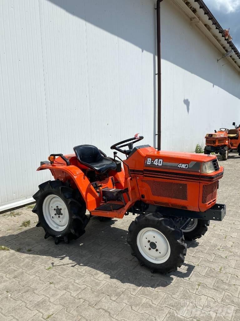 Kubota B 40 Kompaktní traktory