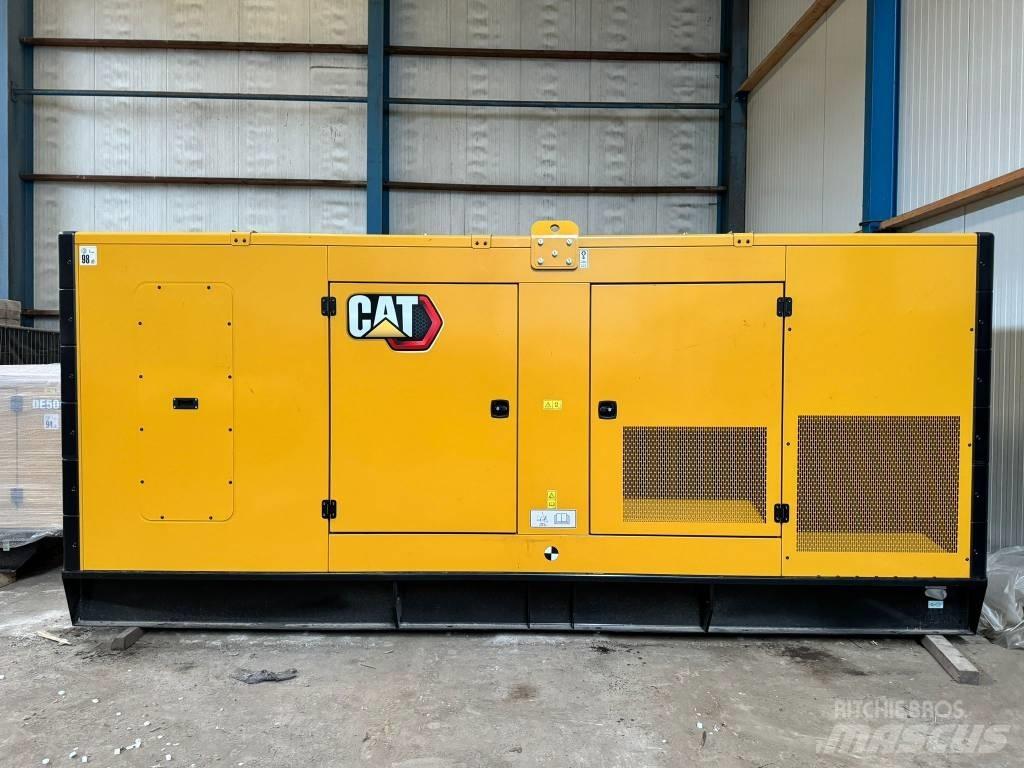 CAT C15 - DE500E0 Naftové generátory