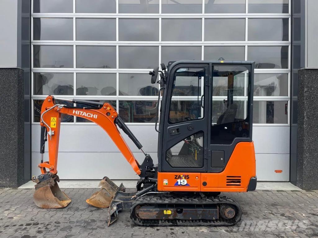 Hitachi ZX19-6 Mini rýpadla < 7t