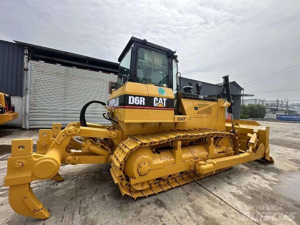 CAT D 6 R Pásové dozery