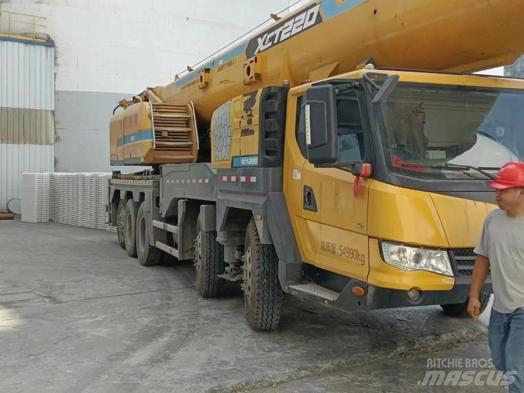 XCMG XCT110 Univerzální terénní jeřáby
