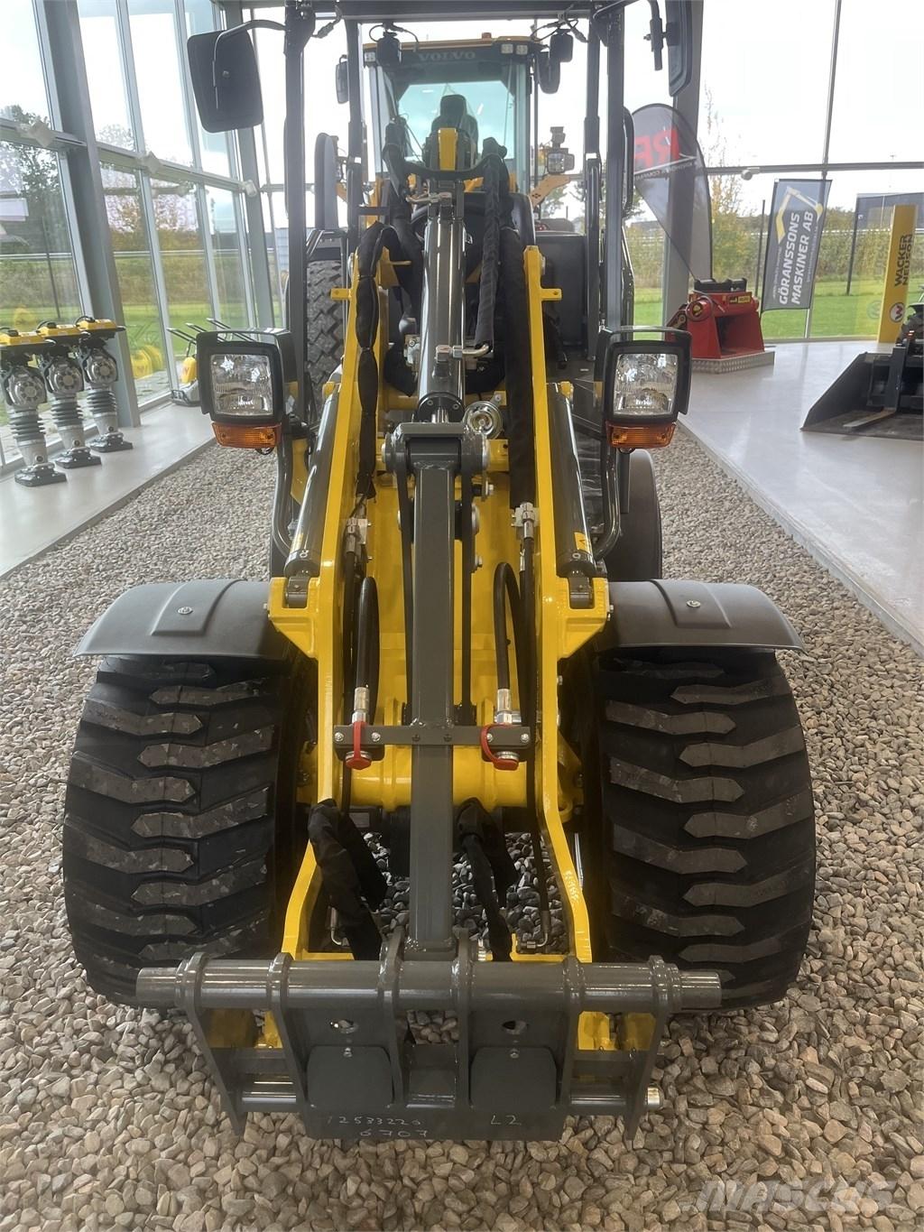 Wacker Neuson WL 25 Kolové nakladače