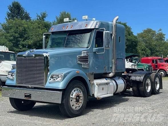 Freightliner 122SD Tahače