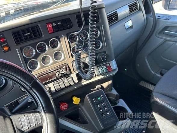 Kenworth T880 Sklápěče