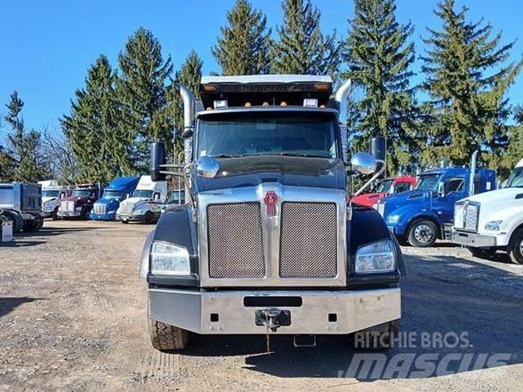 Kenworth T880 Sklápěče