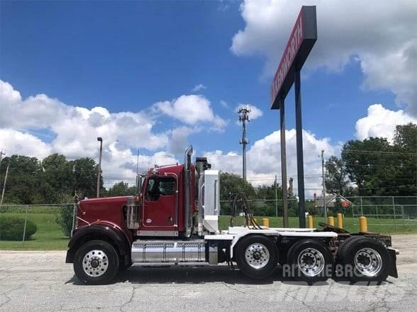 Kenworth W900B Tahače