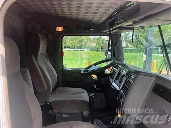 Kenworth W900B Tahače