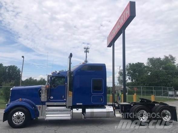 Kenworth W900L Tahače