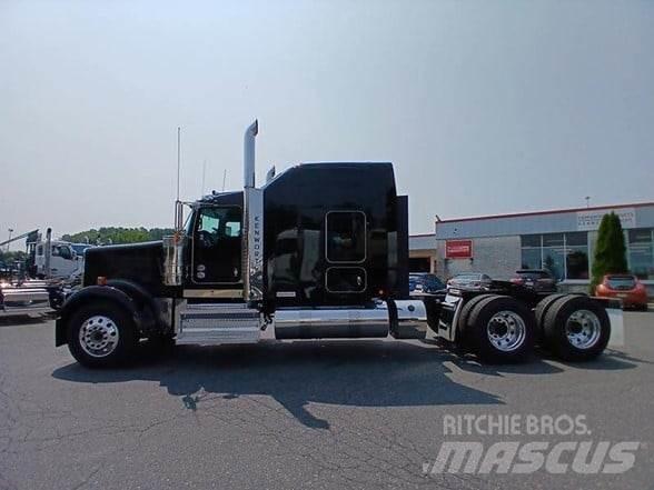 Kenworth W900L Tahače