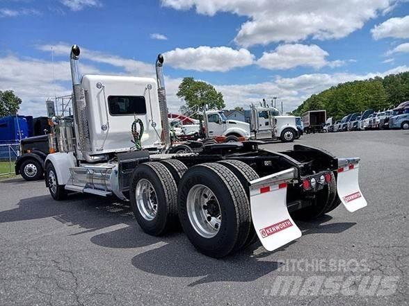 Kenworth W900L Tahače