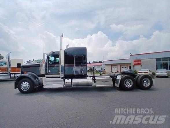 Kenworth W900L Tahače