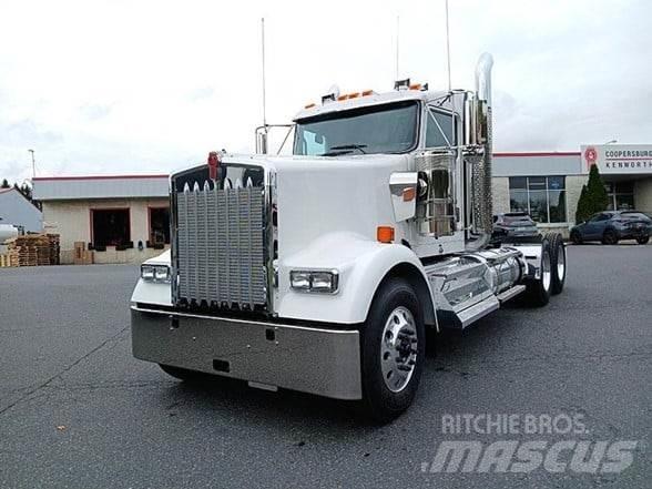 Kenworth W900L Tahače
