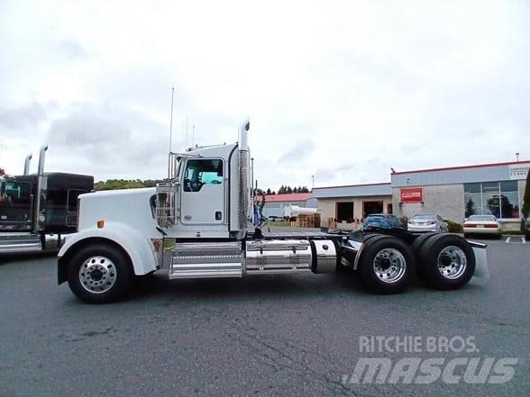 Kenworth W900L Tahače