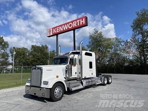 Kenworth W900L Tahače