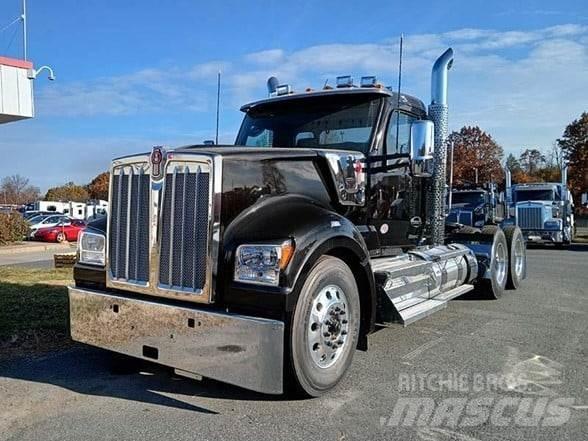 Kenworth W990 Tahače