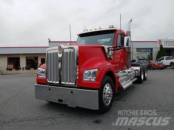 Kenworth W990 Tahače