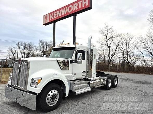 Kenworth W990 Tahače