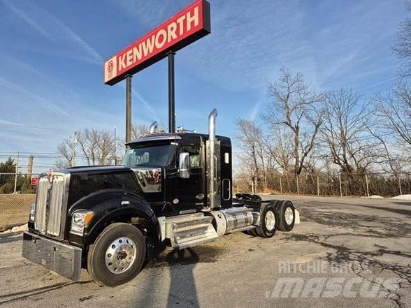 Kenworth W990 Tahače
