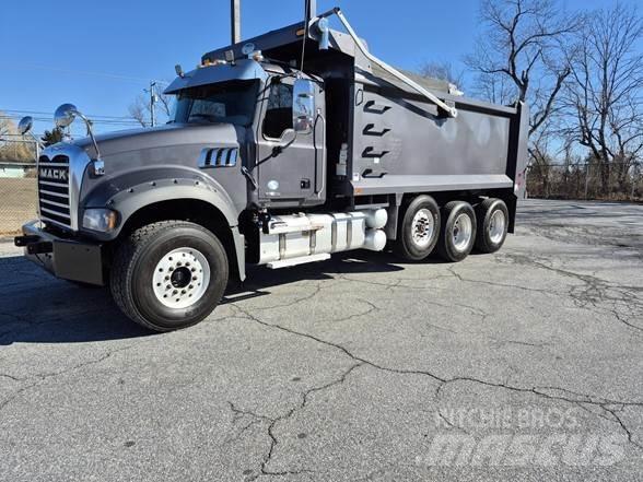 Mack GRANITE 64FR Sklápěče