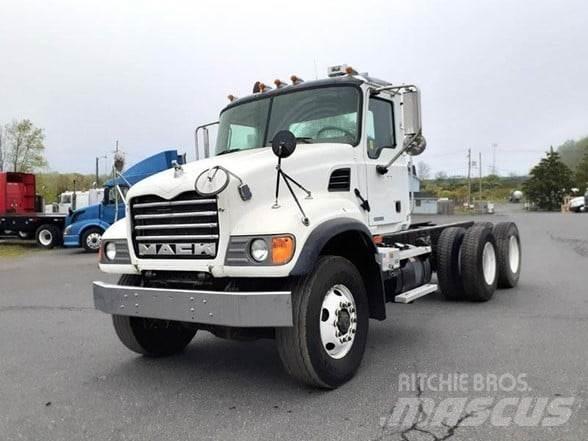 Mack GRANITE CV713 Nákladní vozidlo bez nástavby