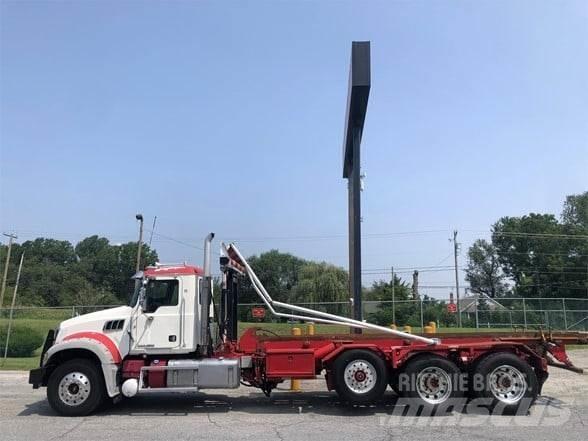Mack GRANITE GU713 Popelářské vozy