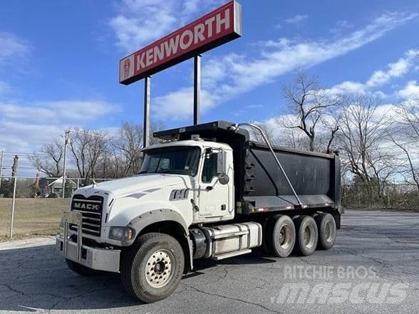 Mack GRANITE GU713 Sklápěče