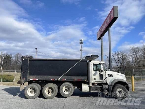 Mack GRANITE GU713 Sklápěče