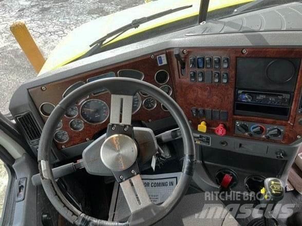 Mack GRANITE GU713 Sklápěče