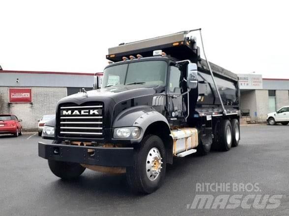 Mack GRANITE GU713 Sklápěče