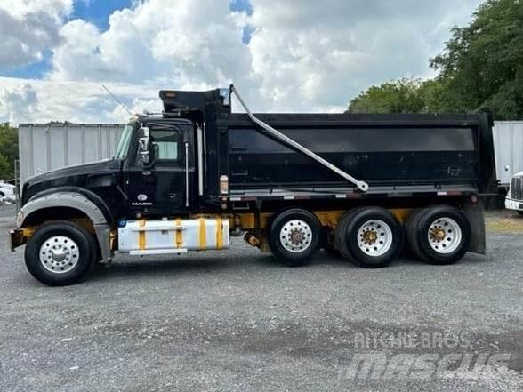 Mack GRANITE GU713 Sklápěče