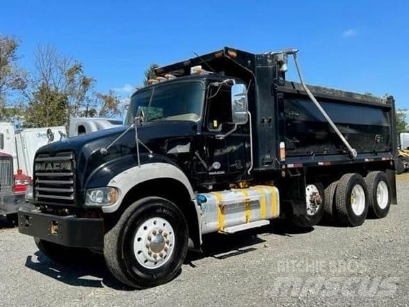 Mack GRANITE GU713 Sklápěče